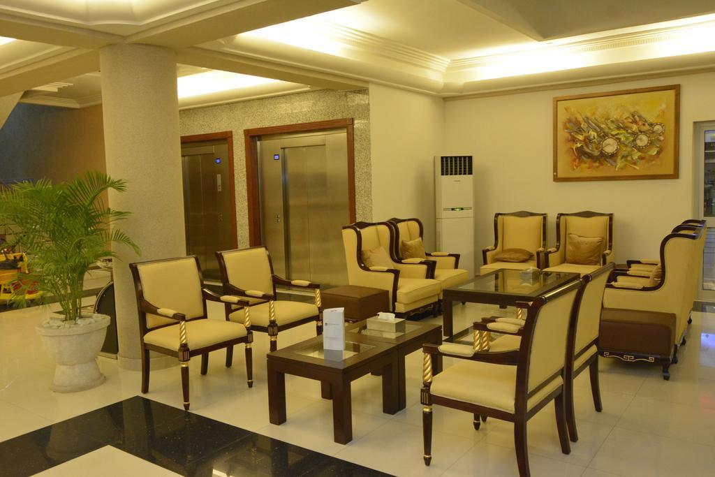Nobila Airport Hotel Cotonou Dış mekan fotoğraf