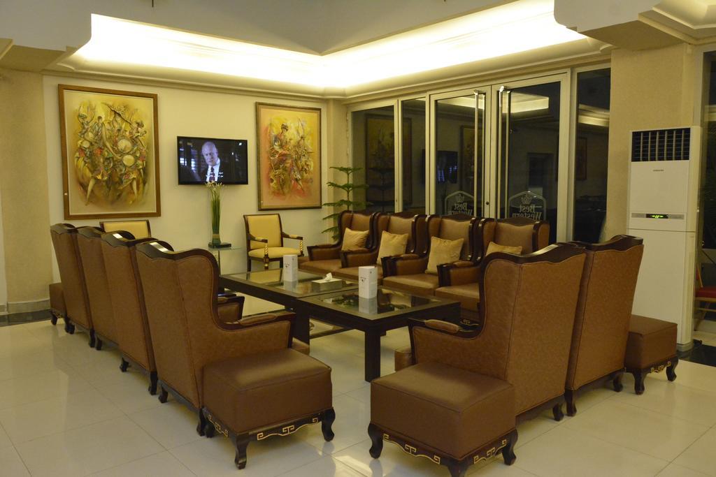 Nobila Airport Hotel Cotonou Dış mekan fotoğraf