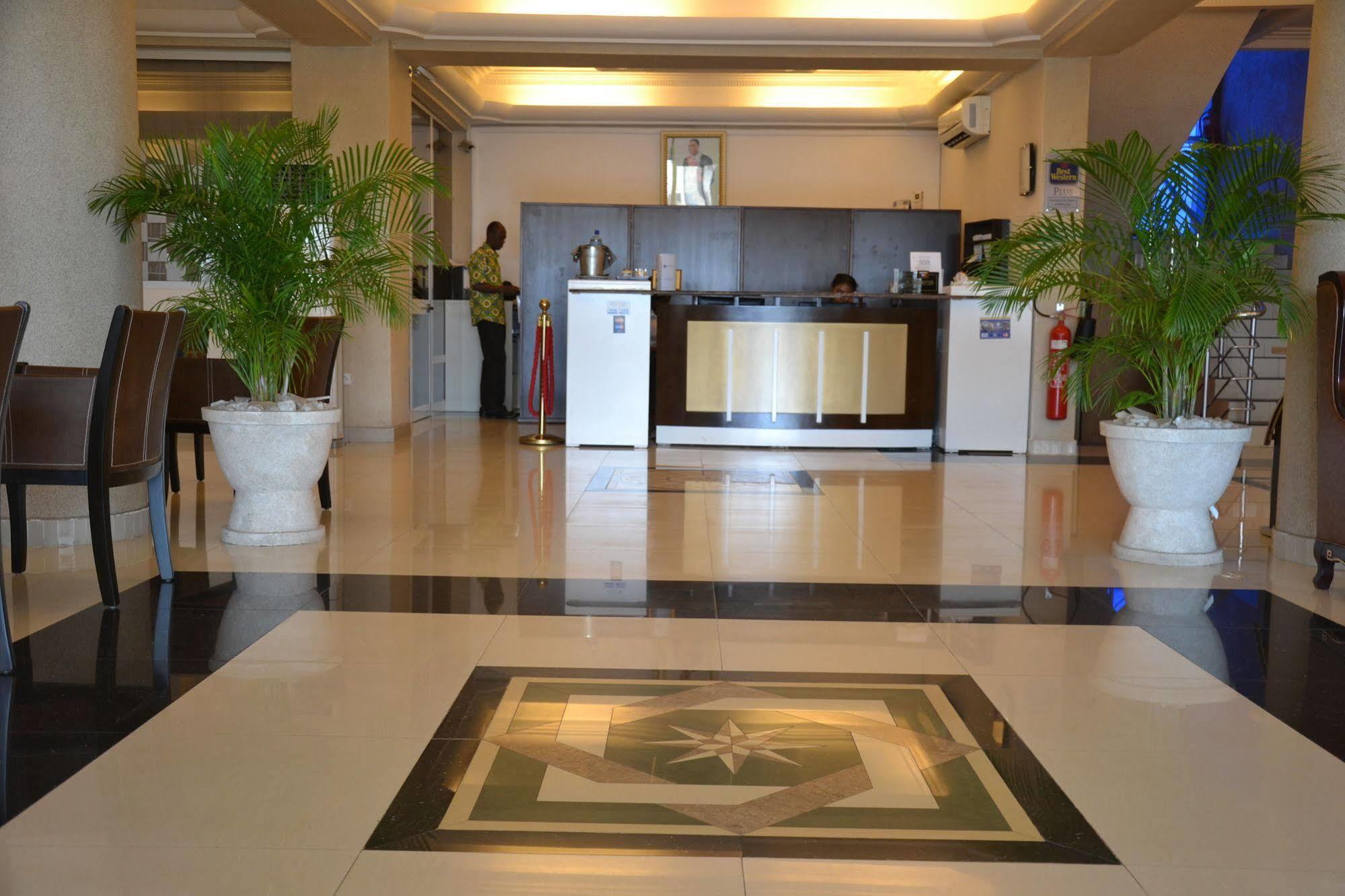 Nobila Airport Hotel Cotonou Dış mekan fotoğraf