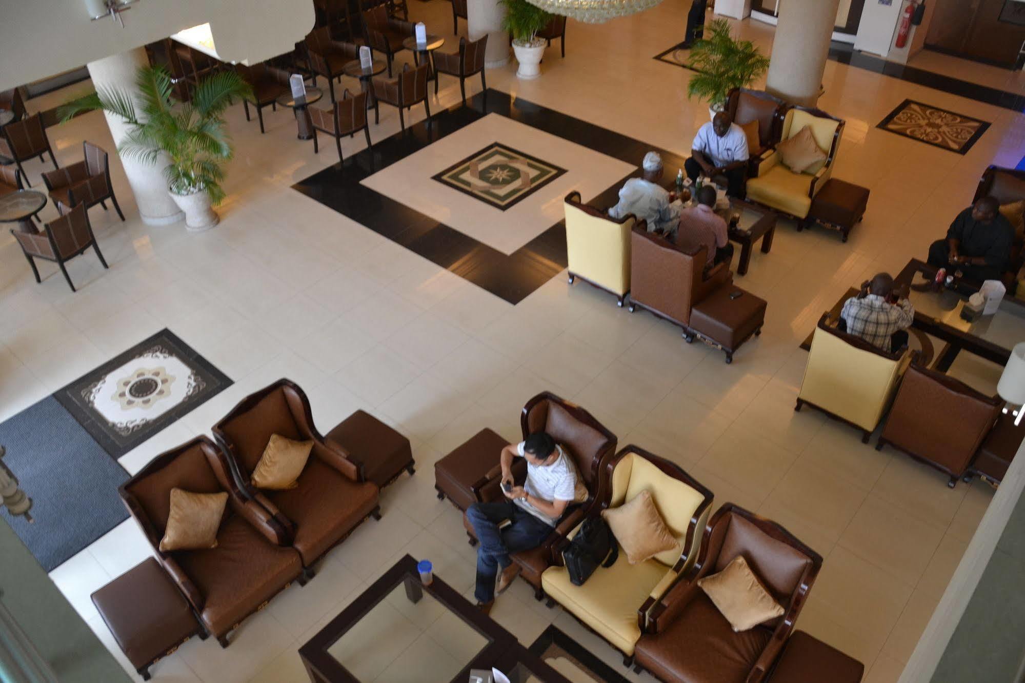 Nobila Airport Hotel Cotonou Dış mekan fotoğraf
