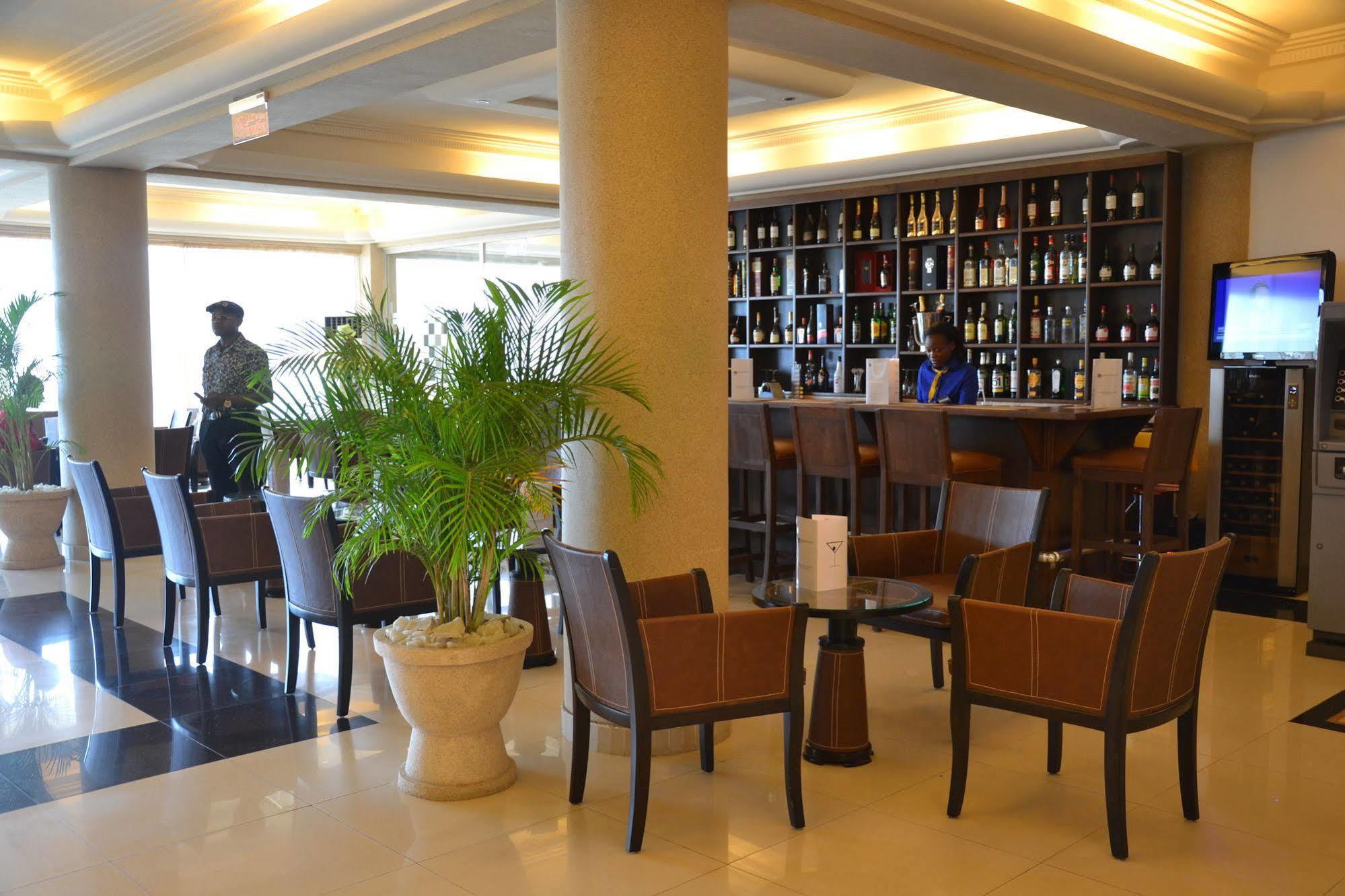 Nobila Airport Hotel Cotonou Dış mekan fotoğraf